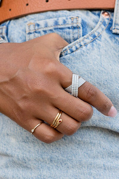 MB Essentials Belle Diamond Crossover Ring